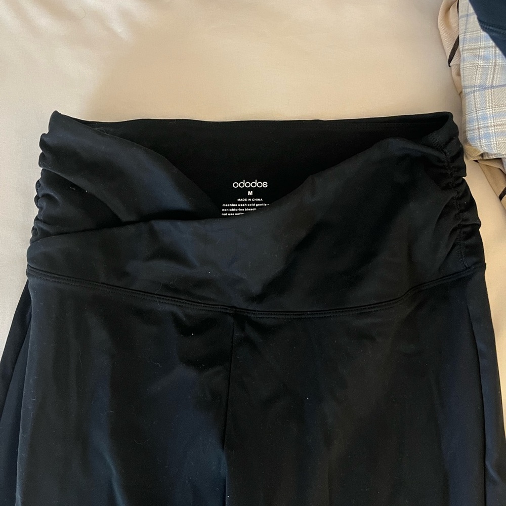 COPY - Ododos crossover waist yoga pants